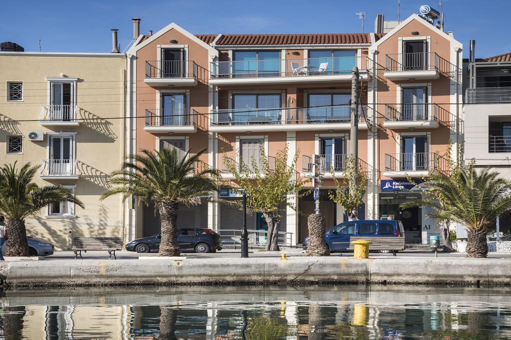Argostoli Marina Suites Ngoại thất bức ảnh